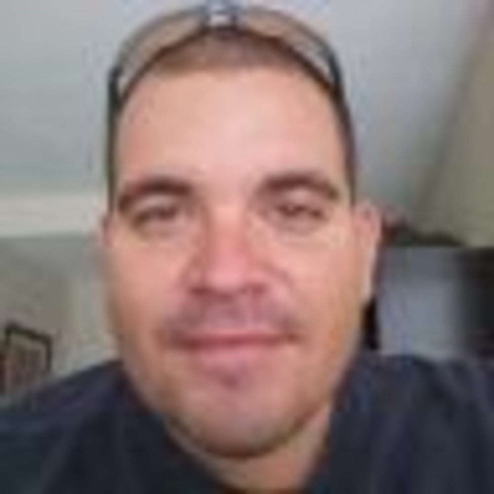 Meet your Posher, Dustin